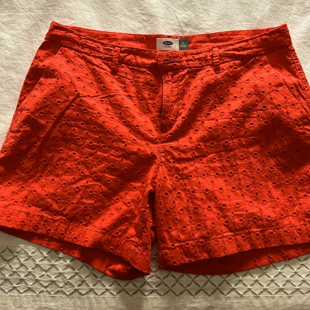 Old Navy eyelet shorts